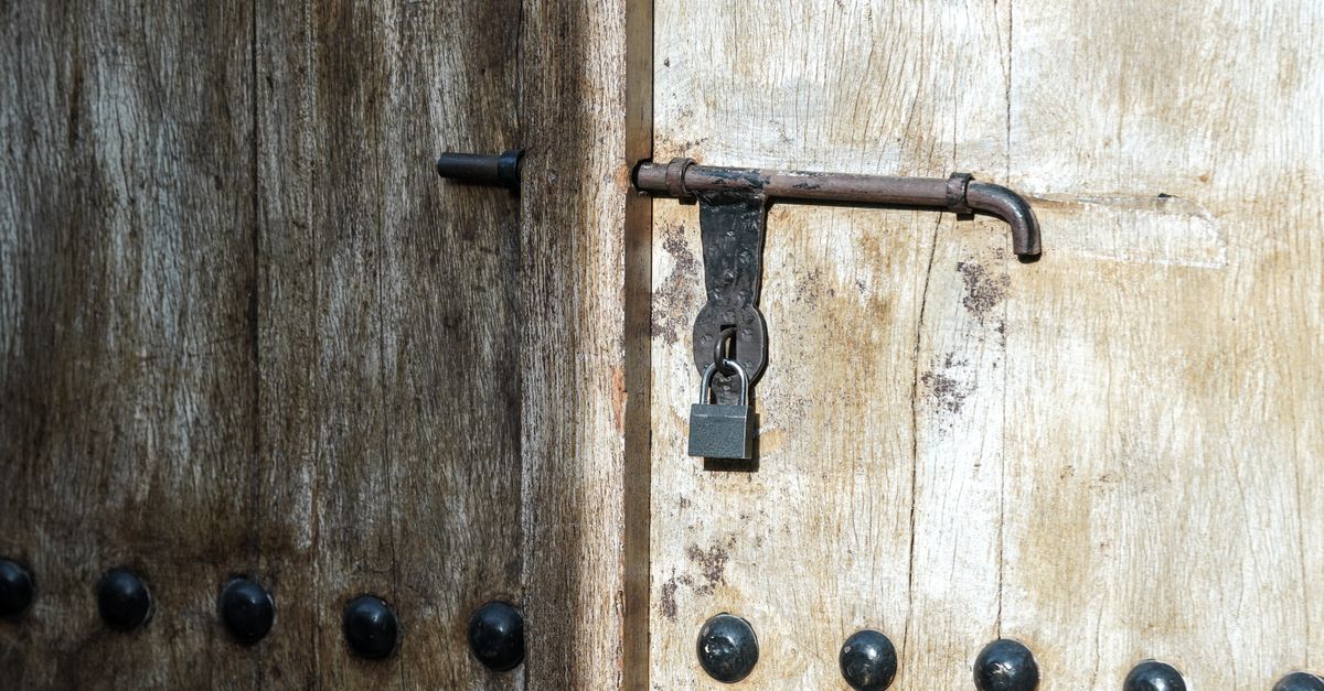Mortise Lock vs. Cylindrical: Which Fits an Older Etobicoke Home? — Parkside Secure Locksmith