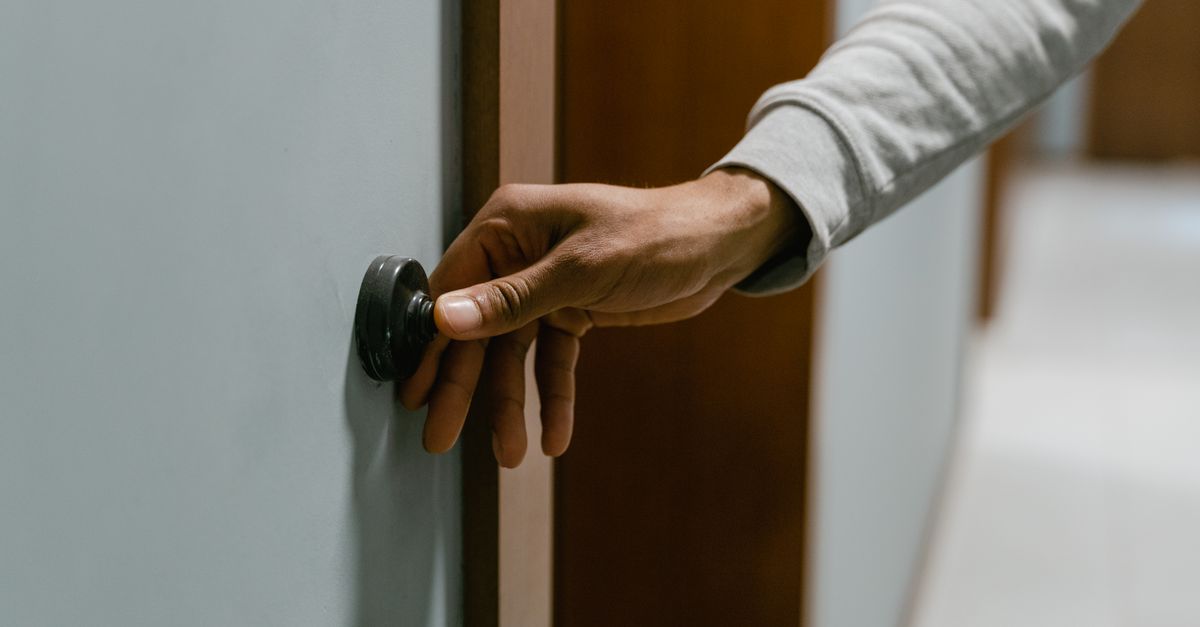 What Really Happens on a Home Lockout Service Call — Parkside Secure Locksmith